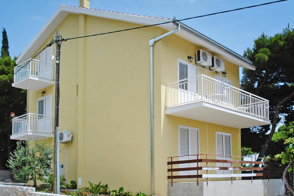 Apartmani MUNIVRANA, Omish