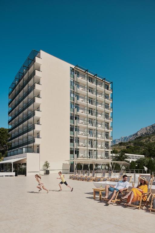 Hotel Neptun - Тучепи